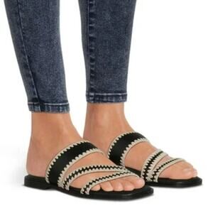 Time & Tru Women Memory Foam Strappy Embroidered Slip On Sandal SZ 9.5 Black NWT